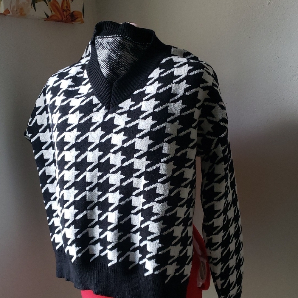 Black and White Houndstooth Sweater